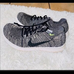 Nike Flynit